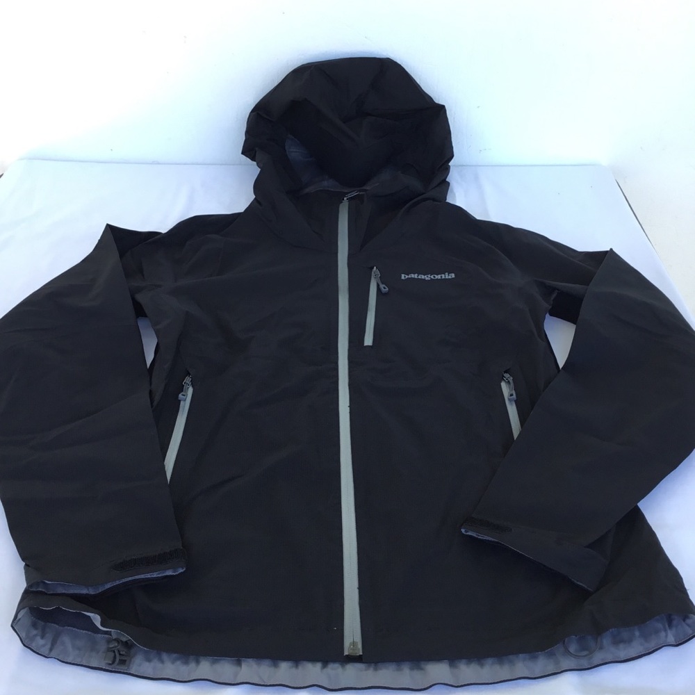 Patagonia Women's Stretch Rainshadow Jacket - Picture 2 of 7